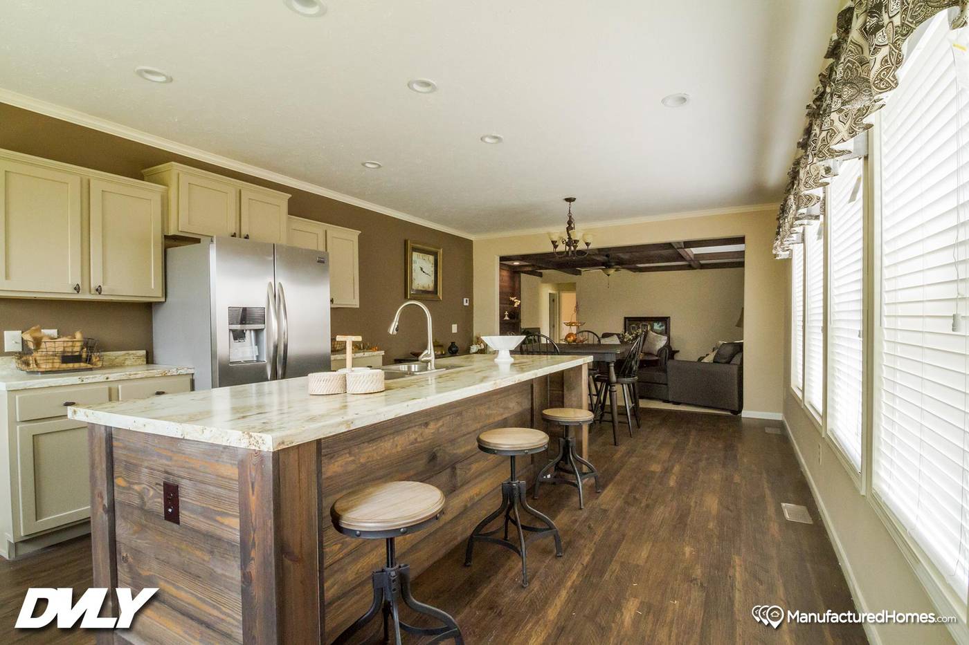 Ahaveh DVHBSS-6412 Double Wide by Deer Valley thumbnail 2