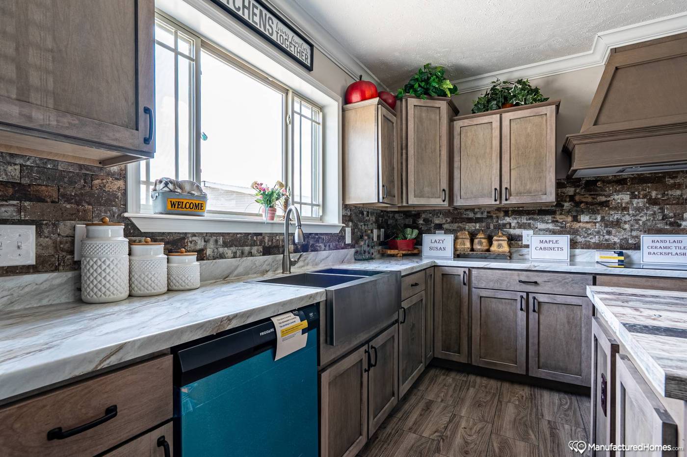 Belle Maison DVHBSS-8410 Double Wide by Deer Valley thumbnail 4
