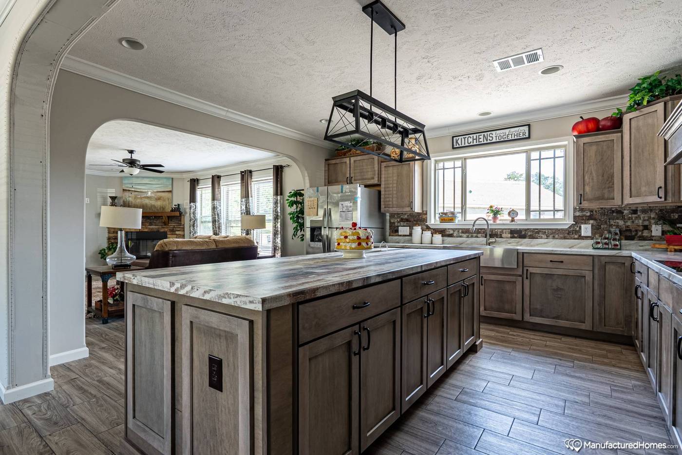 Belle Maison DVHBSS-8410 Double Wide by Deer Valley thumbnail 6