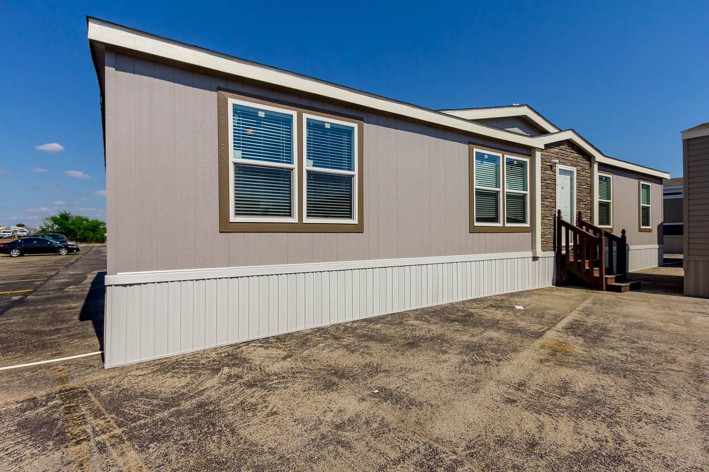 New Moon 3256K Double Wide by Champion thumbnail 1