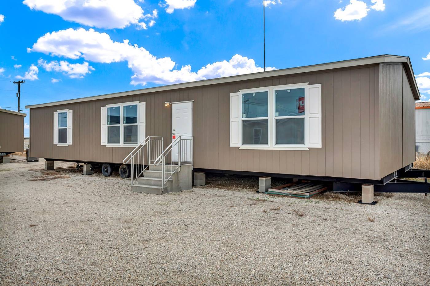 RM 2848A Double Wide by Champion thumbnail 1