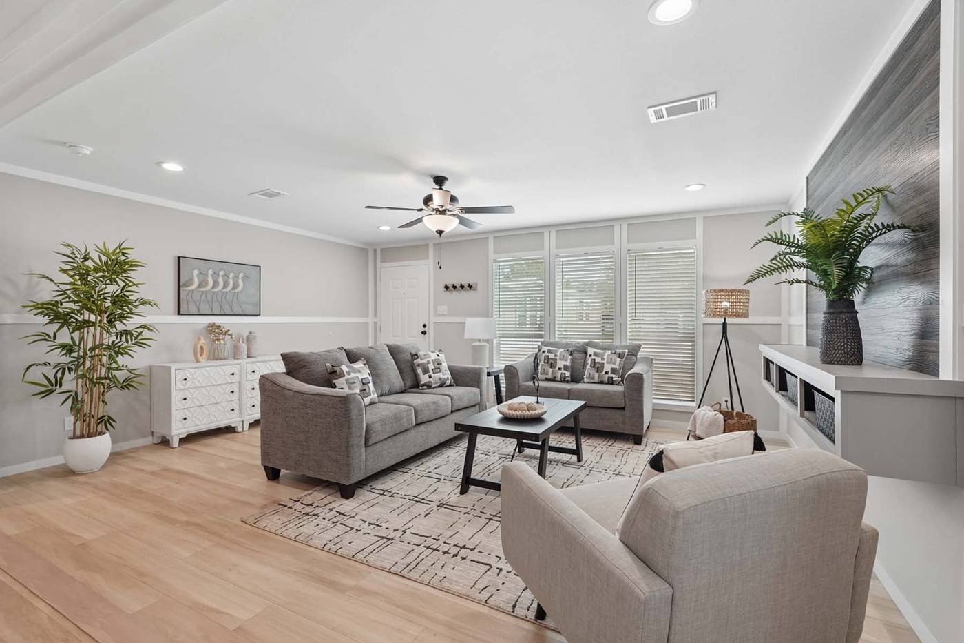 RM3256B Double Wide by Champion thumbnail 3