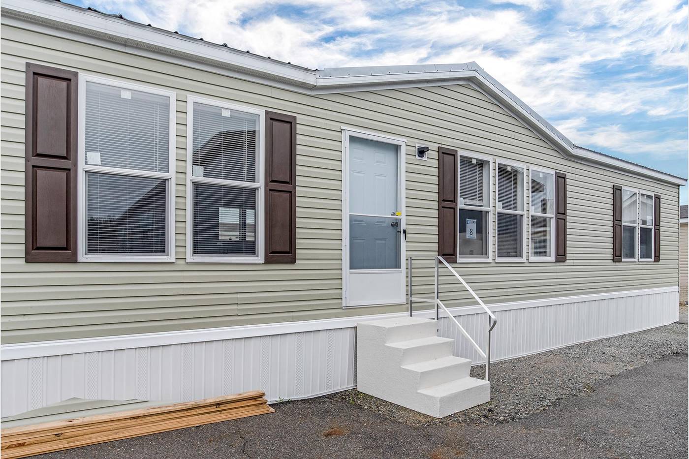 The Dauphine Double Wide by Champion thumbnail 2
