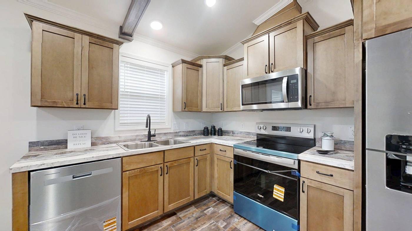 The Fawn DVHBSS-1646 Single Wide by Deer Valley thumbnail 5