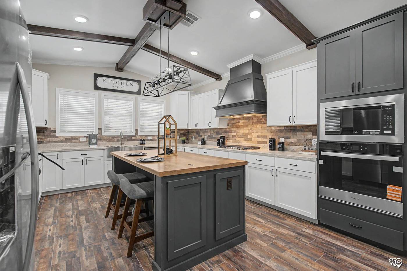 The Taylor DVHBSS-8415 Double Wide by Deer Valley thumbnail 3
