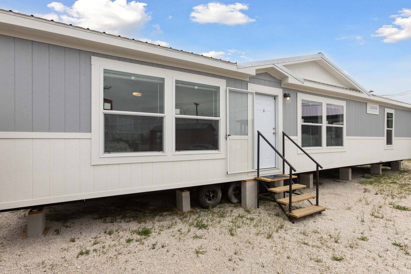 WS2856H Double Wide by Champion thumbnail 1